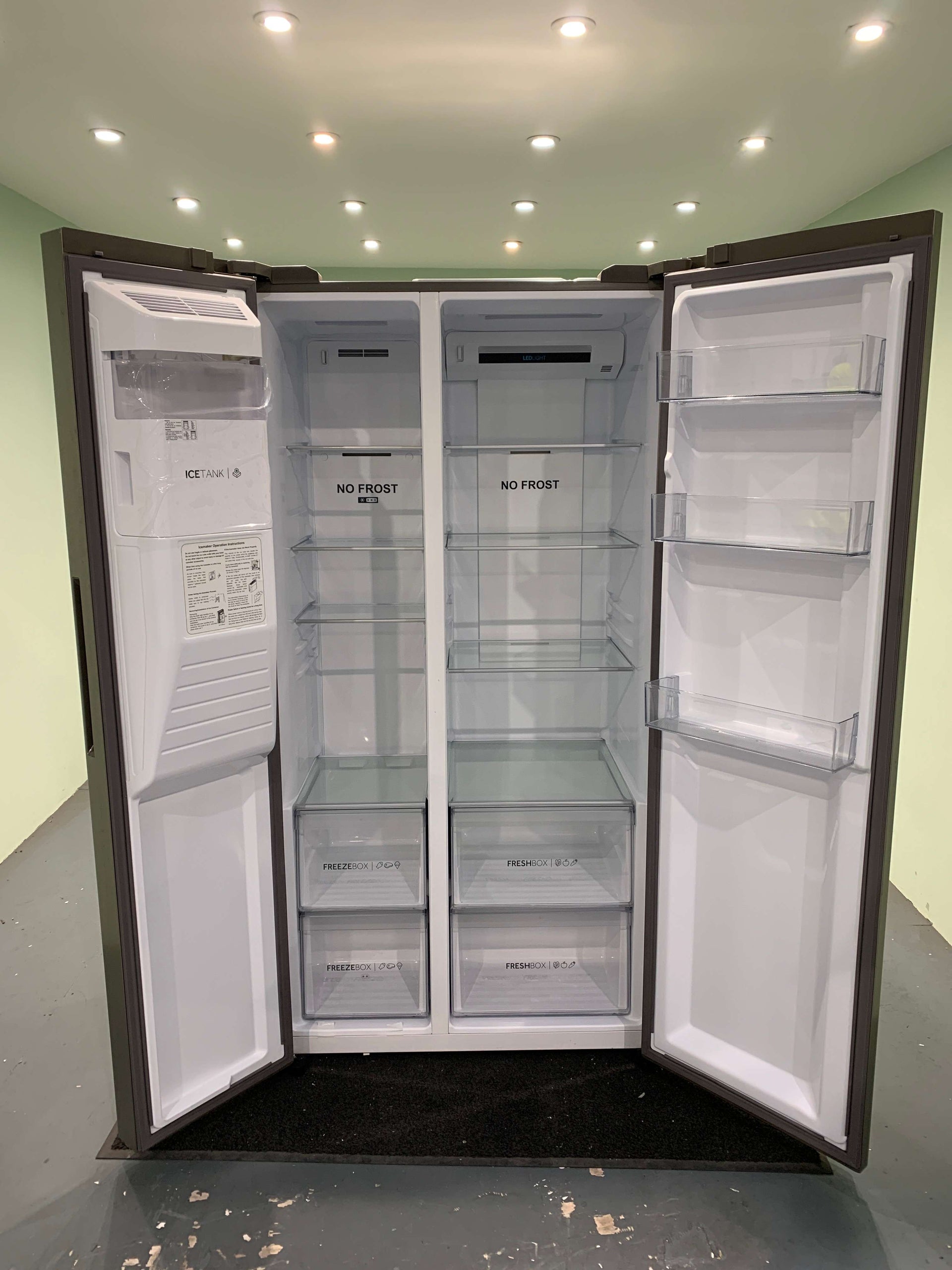 Haier HSR3918FIMP 511 Litre American Style Fridge Freezer - Inox