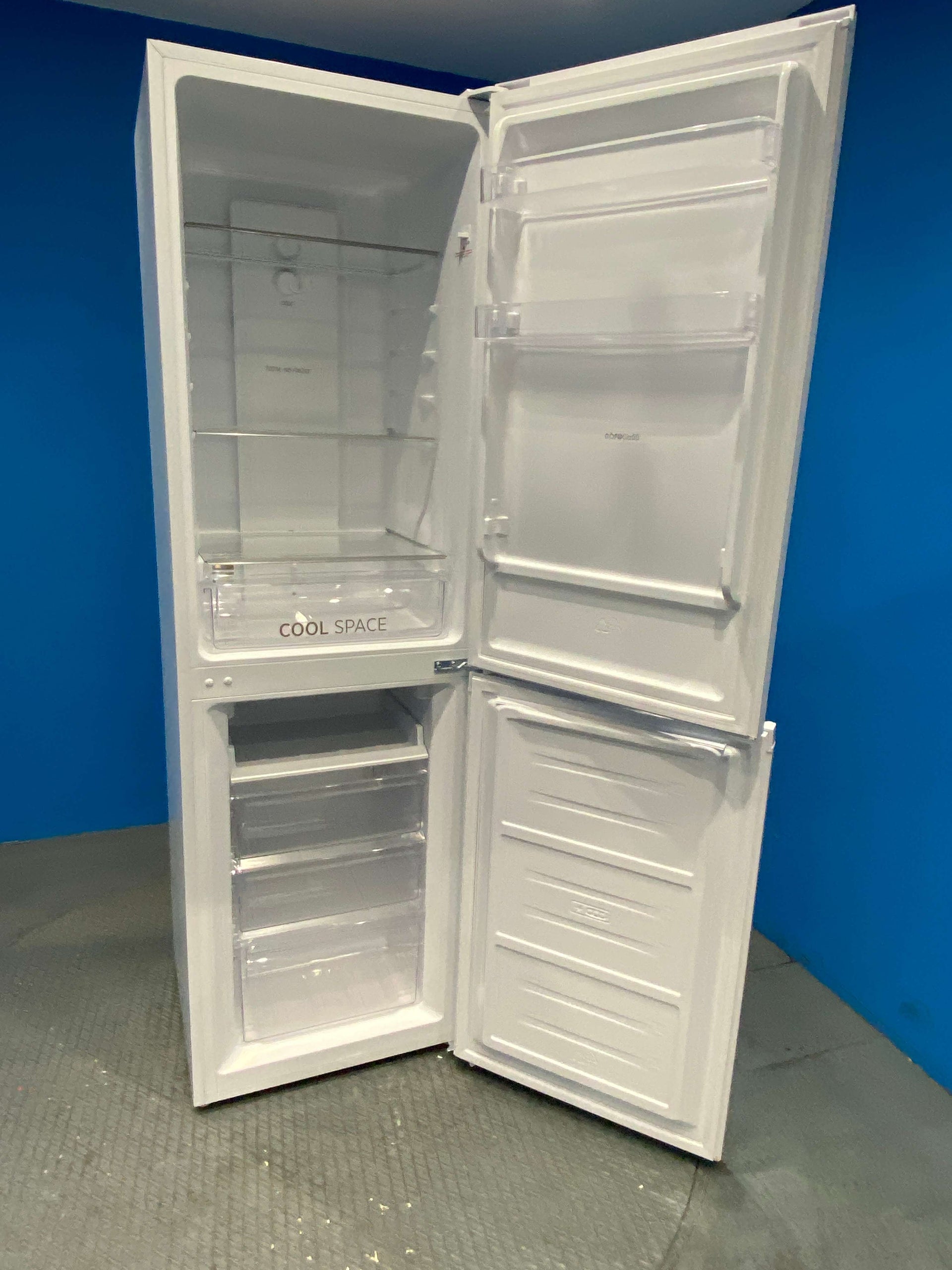 Hoover HOCH1T518FWK 254 Litre 50/50 Combi Fridge Freezer - White