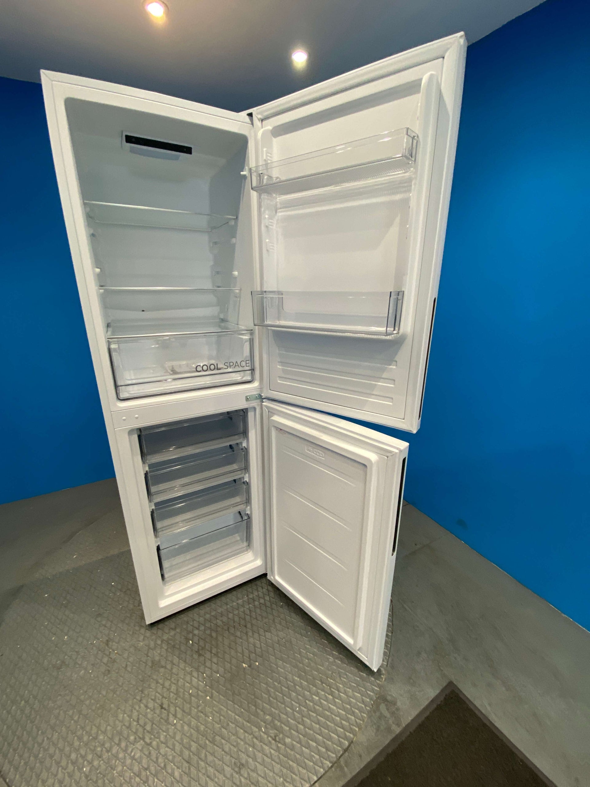 Hoover HOCT3L517EWK Fridge Freezer Combi 50/50 252 Litres - White