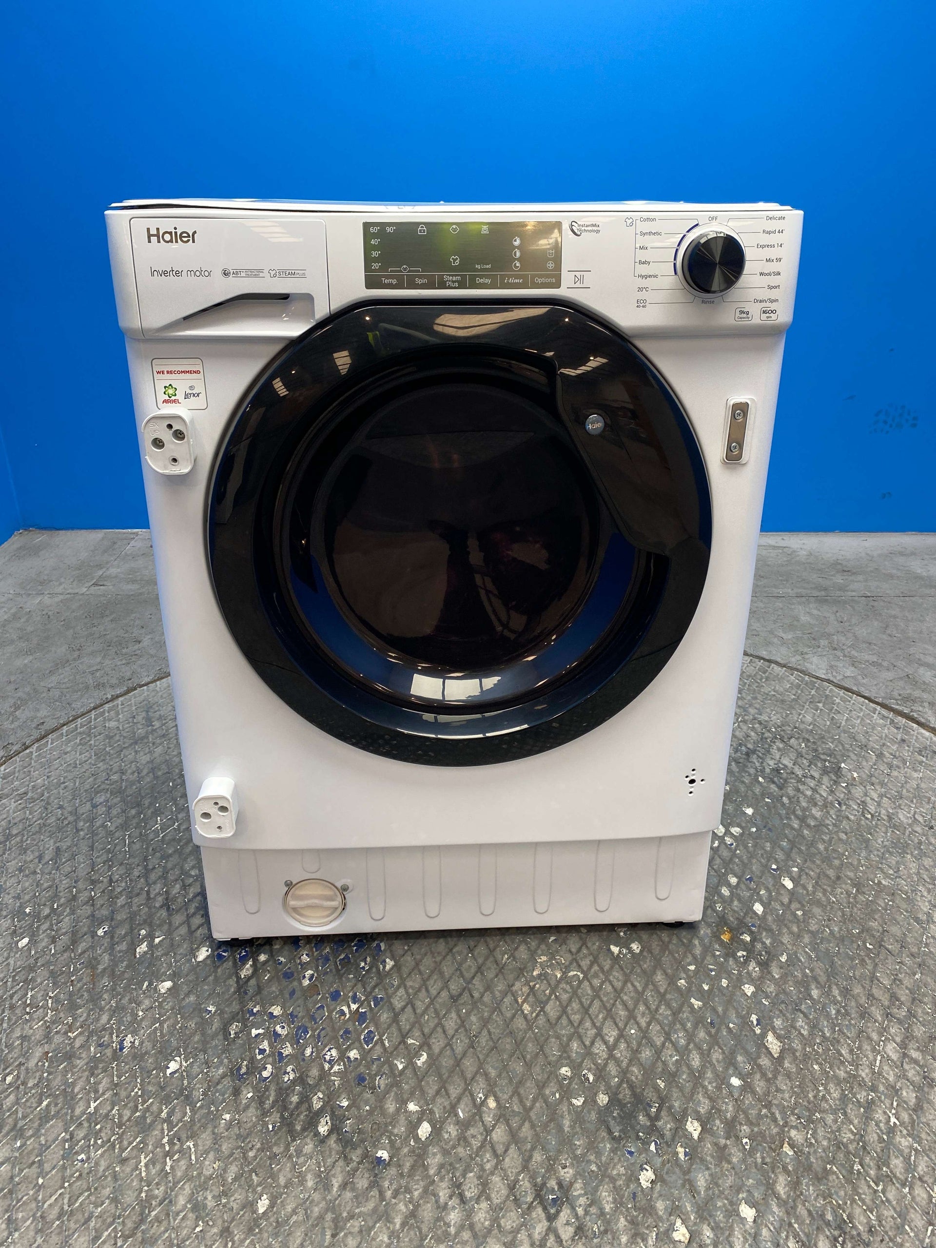 Haier HWQ90B416FWB Series 4 Integrated 9kg 1600 Spin Washing Machine